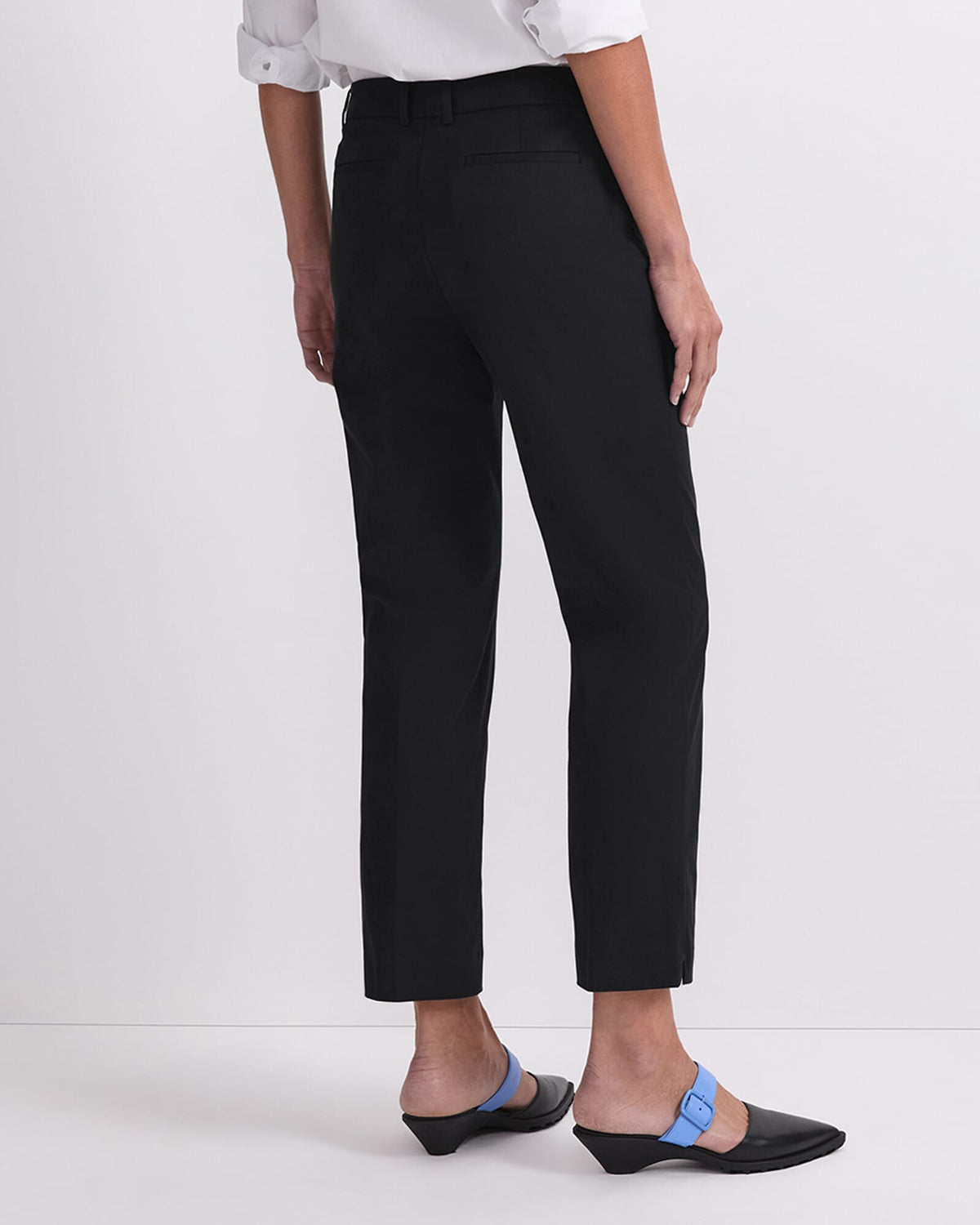 Evie Straight Capri